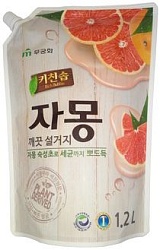Mukunghwa Антибактериальное средство для мытья посуды, овощей и фруктов в холодной воде Сочный грейпфрут 1,2 л мягкая упаковка