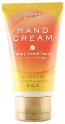 Kracie Aroma Resort Крем для рук аромат персика 70 г