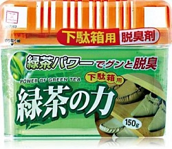Kokubo Дезодорант-поглотитель неприятных запахов для обувных шкафов с экстрактом зелёного чая Power Of Green Tea 150 г