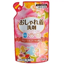 Nihon Натуральное жидкое средство для деликатной стирки на основе пальмового масла Oshyare Arai мягкая упаковка 400 мл