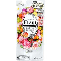 Kao Flair Fragrance Gentle Bouquet Арома кондиционер для белья нежный букетный аромат мягкая упаковка 400 мл