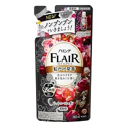 Kao Flair Fragrance Rich Floral Кондиционер для белья с антибактериальным эффектом с ароматом Изящный букет 380 мл запасной блок