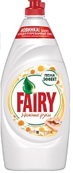 Fairy средство для мытья посуды Нежные руки Ромашка и витамин Е 0,9 л