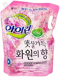KeraSys Irin Fabric Softer Айрин Цветочный сад розовый сменный блок 2100 мл